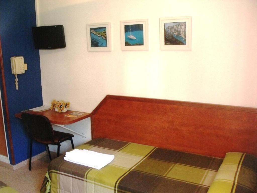 Hotel Ria De Bilbao Bagian luar foto